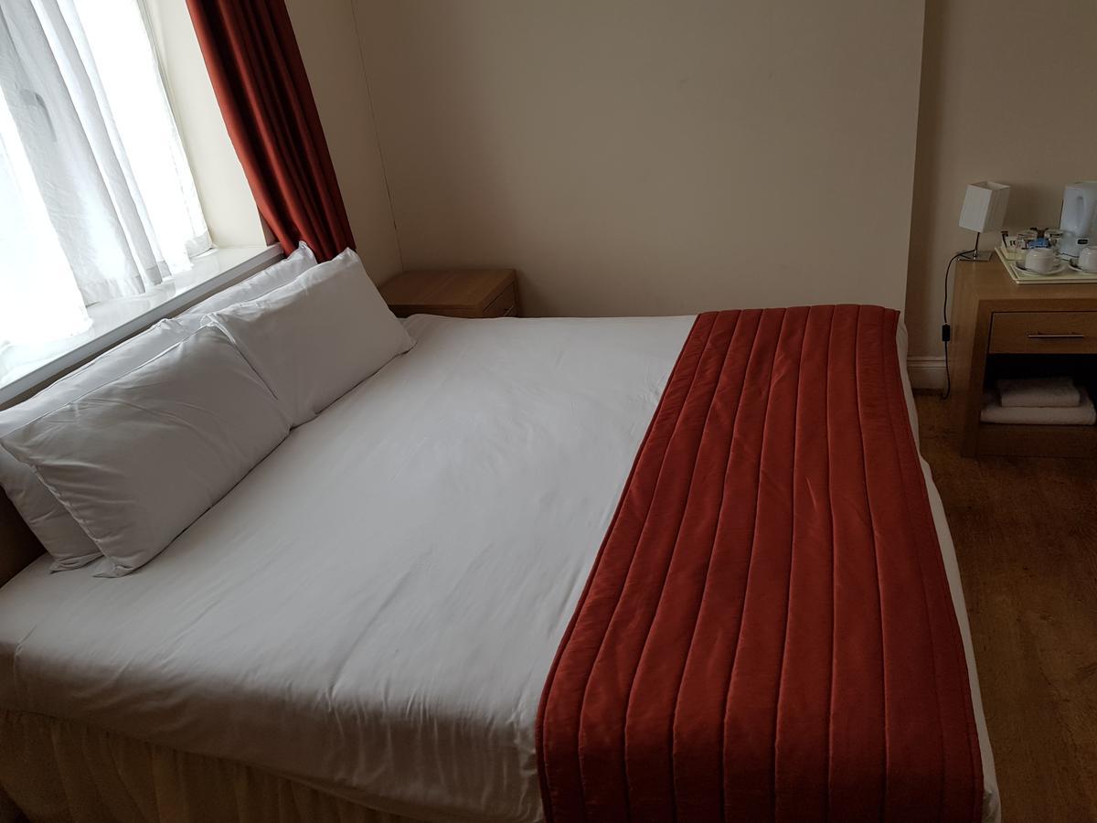 לונדון Forest View Hotel מראה חיצוני תמונה